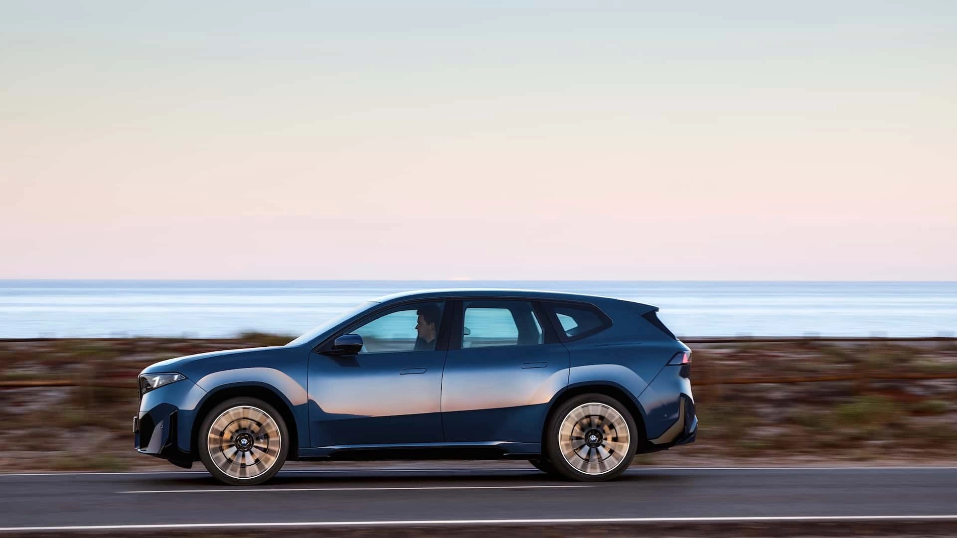 2026 bmw ix3 (4)